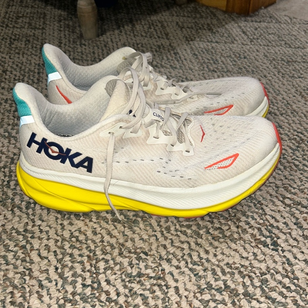 Clifton 9 Hoka